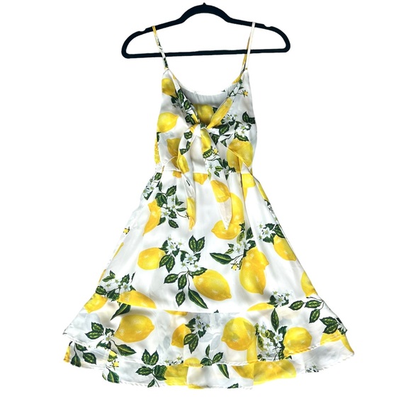 lida kate Dresses & Skirts - Lida Kate white and yellow lemon print flowy dress size small